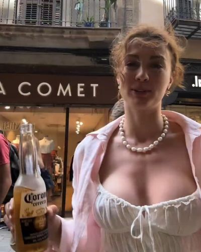 Burcu Özberk seksi ifşa fotoğrafı 347