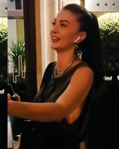 Burcu Özberk seksi ifşa fotoğrafı 353