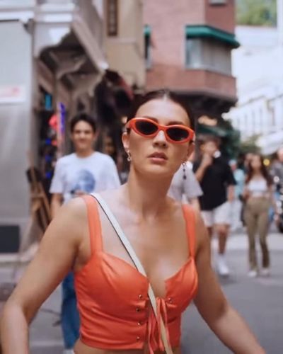 Burcu Özberk seksi ifşa fotoğrafı 362