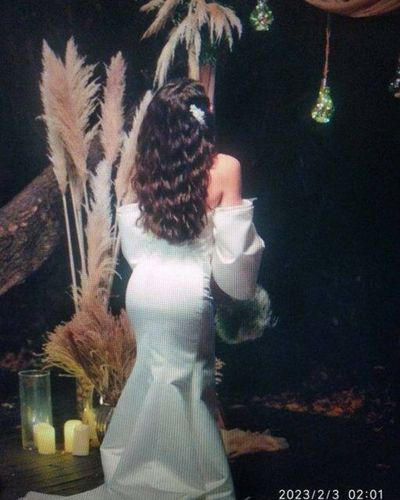 Burcu Özberk seksi ifşa fotoğrafı 366