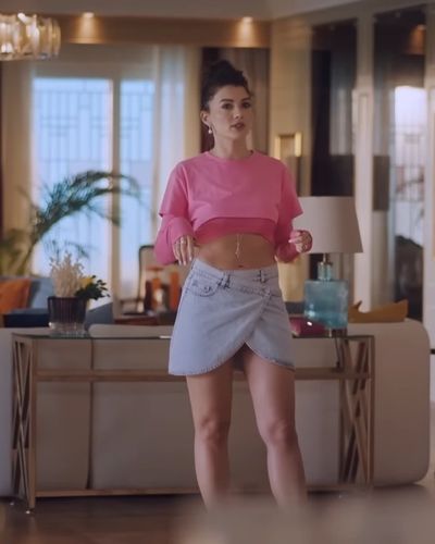 Burcu Özberk seksi ifşa fotoğrafı 38