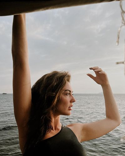 Burcu Özberk seksi ifşa fotoğrafı 412