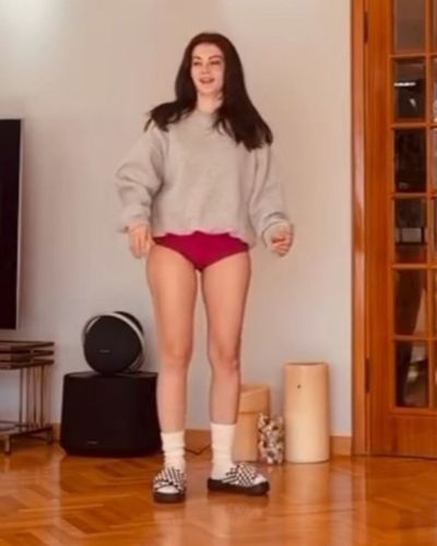 Burcu Özberk seksi ifşa fotoğrafı 512