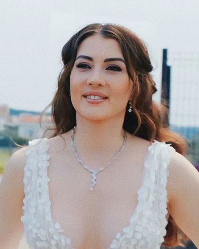 Burcu Özberk seksi ifşa fotoğrafı 537