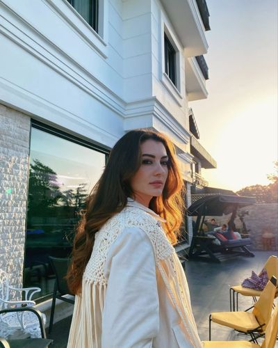 Burcu Özberk seksi ifşa fotoğrafı 593