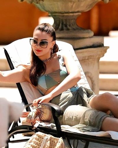 Burcu Özberk seksi ifşa fotoğrafı 597