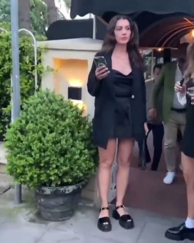 Burcu Özberk seksi ifşa fotoğrafı 616