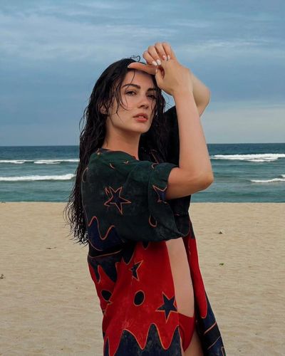 Burcu Özberk seksi ifşa fotoğrafı 677