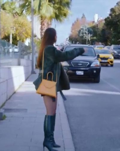 Burcu Özberk seksi ifşa fotoğrafı 709