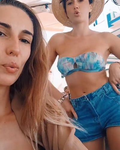 Burcu Özberk seksi ifşa fotoğrafı 746