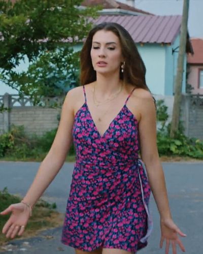 Burcu Özberk seksi ifşa fotoğrafı 762