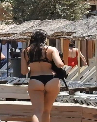 Burcu Özberk seksi ifşa fotoğrafı 773