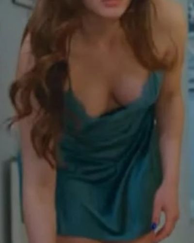 Burcu Özberk seksi ifşa fotoğrafı 779