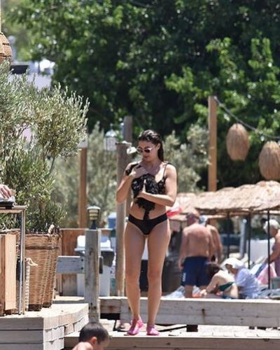 Burcu Özberk seksi ifşa fotoğrafı 820