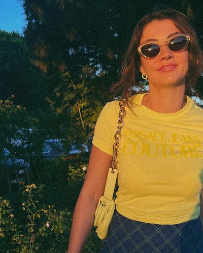 Burcu Özberk seksi ifşa fotoğrafı 839