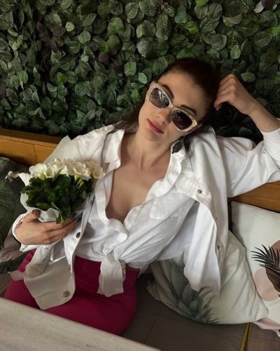 Burcu Özberk seksi ifşa fotoğrafı 858
