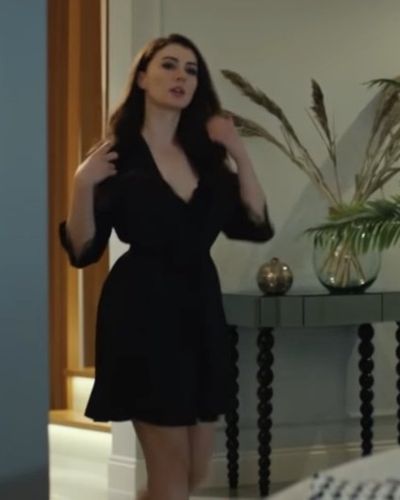 Burcu Özberk seksi ifşa fotoğrafı 885