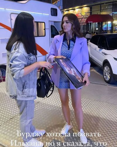 Burcu Özberk seksi ifşa fotoğrafı 917