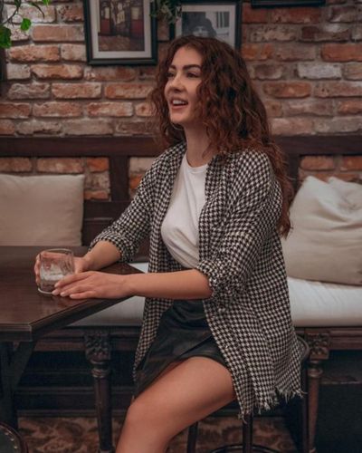 Burcu Özberk seksi ifşa fotoğrafı 955