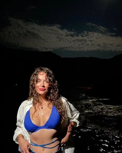 Buse Meral seksi ifşa fotoğrafı 25