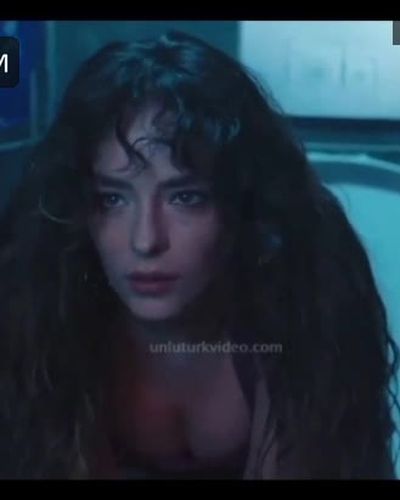Buse Meral seksi ifşa fotoğrafı 2 — Cadı (2024)