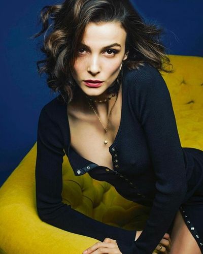 Büşra Develi seksi ifşa fotoğrafı 254