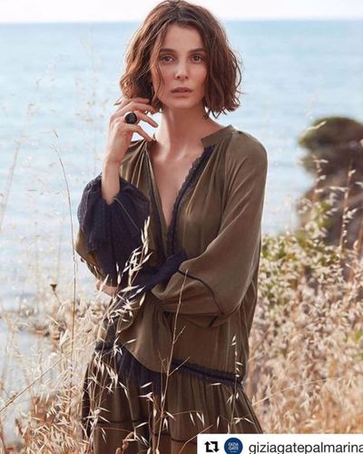 Büşra Develi seksi ifşa fotoğrafı 278