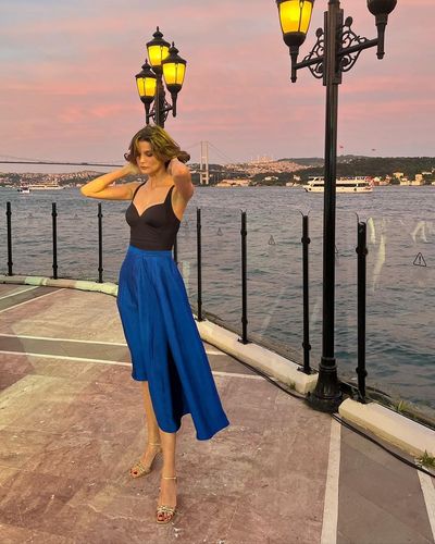 Büşra Develi seksi ifşa fotoğrafı 42