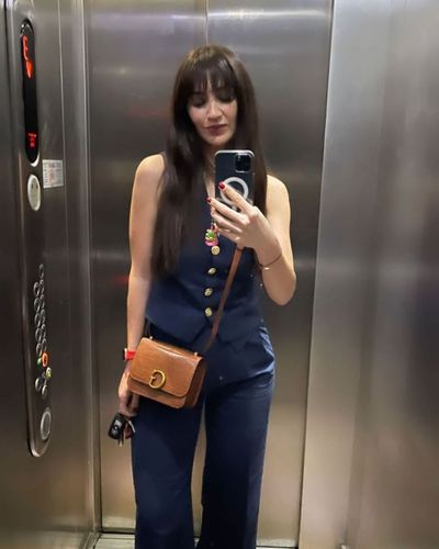 Ceren Benderlioğlu seksi ifşa fotoğrafı 121