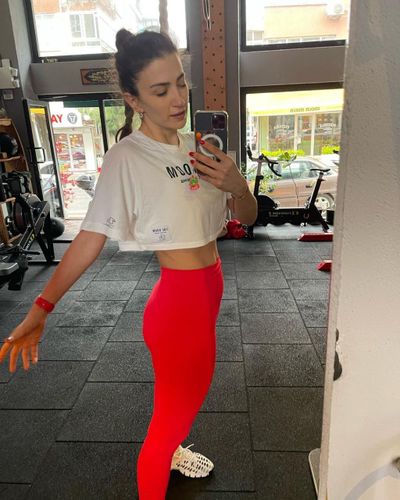 Ceren Benderlioğlu seksi ifşa fotoğrafı 124