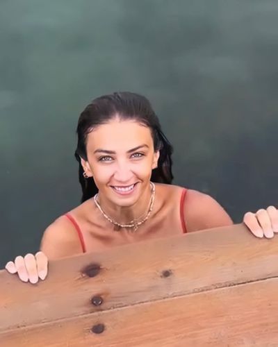 Ceren Benderlioğlu seksi ifşa fotoğrafı 285
