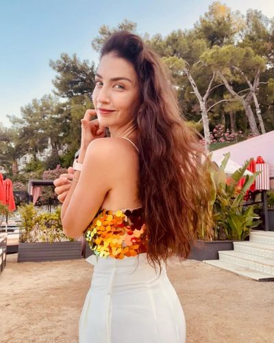 Ceren Benderlioğlu seksi ifşa fotoğrafı 28