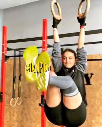 Ceren Benderlioğlu seksi ifşa fotoğrafı 326