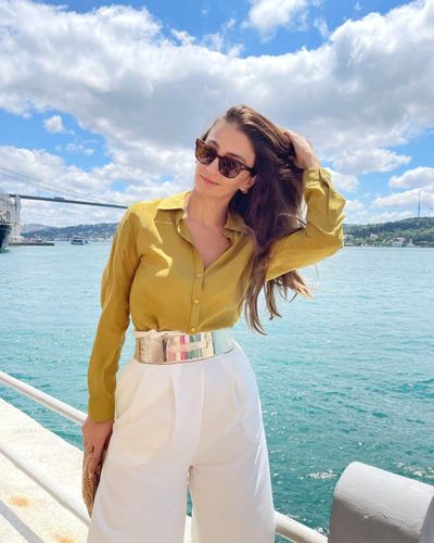 Ceren Benderlioğlu seksi ifşa fotoğrafı 329