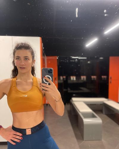 Ceren Benderlioğlu seksi ifşa fotoğrafı 364