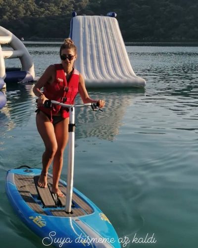 Ceren Benderlioğlu seksi ifşa fotoğrafı 382