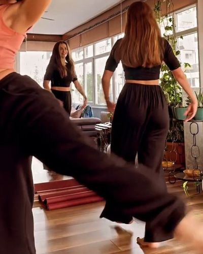 Ceren Benderlioğlu seksi ifşa fotoğrafı 412