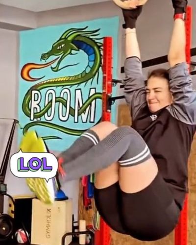 Ceren Benderlioğlu seksi ifşa fotoğrafı 434