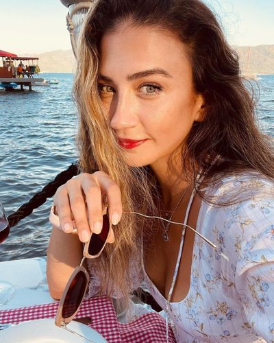 Ceren Benderlioğlu seksi ifşa fotoğrafı 440