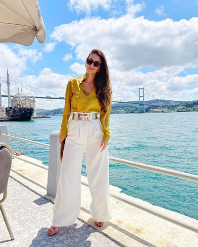 Ceren Benderlioğlu seksi ifşa fotoğrafı 466