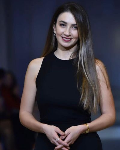 Ceren Benderlioğlu seksi ifşa fotoğrafı 495