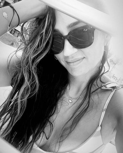 Ceren Benderlioğlu seksi ifşa fotoğrafı 594