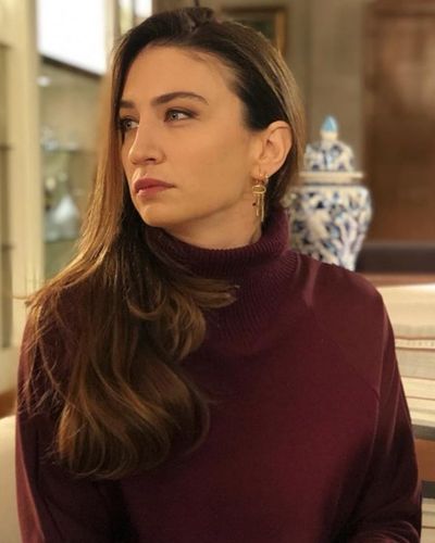 Ceren Benderlioğlu seksi ifşa fotoğrafı 637