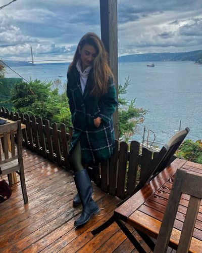 Ceren Benderlioğlu seksi ifşa fotoğrafı 650