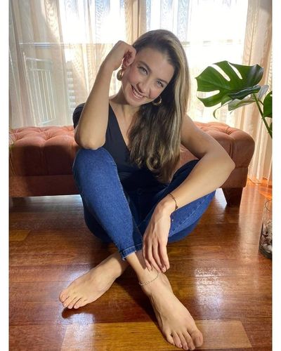 Ceren Benderlioğlu seksi ifşa fotoğrafı 674