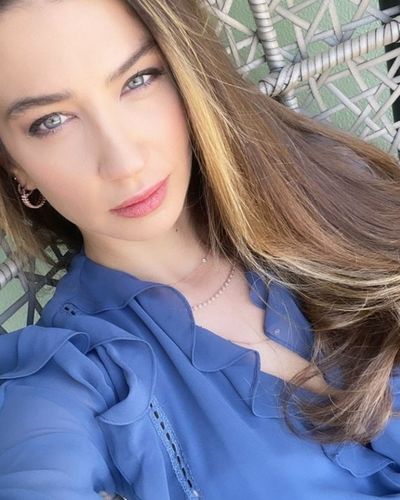 Ceren Benderlioğlu seksi ifşa fotoğrafı 711