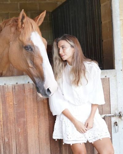 Ceren Benderlioğlu seksi ifşa fotoğrafı 729