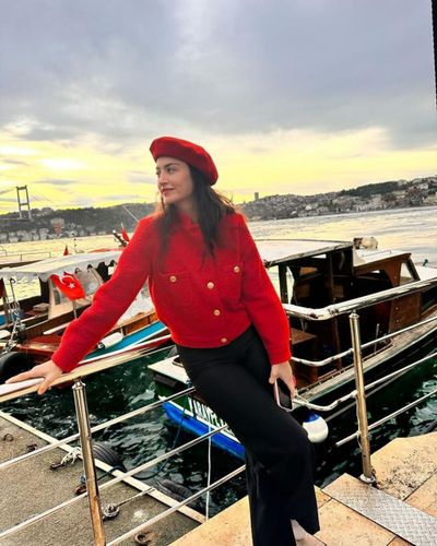 Ceren Benderlioğlu seksi ifşa fotoğrafı 73