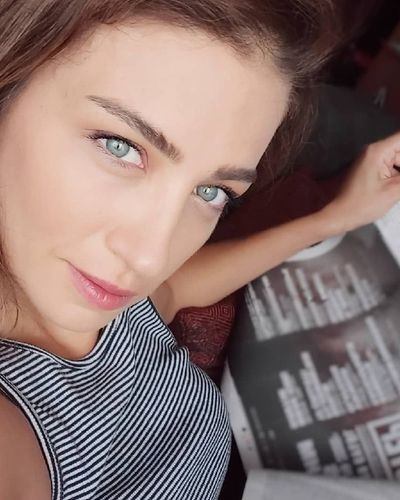 Ceren Benderlioğlu seksi ifşa fotoğrafı 757