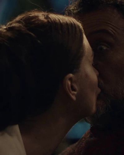 Ceyda Düvenci seksi ifşa fotoğrafı 2 — The Prince (2023)